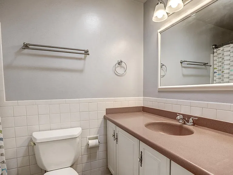10563 W 62nd Pl — Photo 2