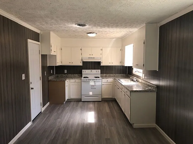 359 Clark St — Photo 3
