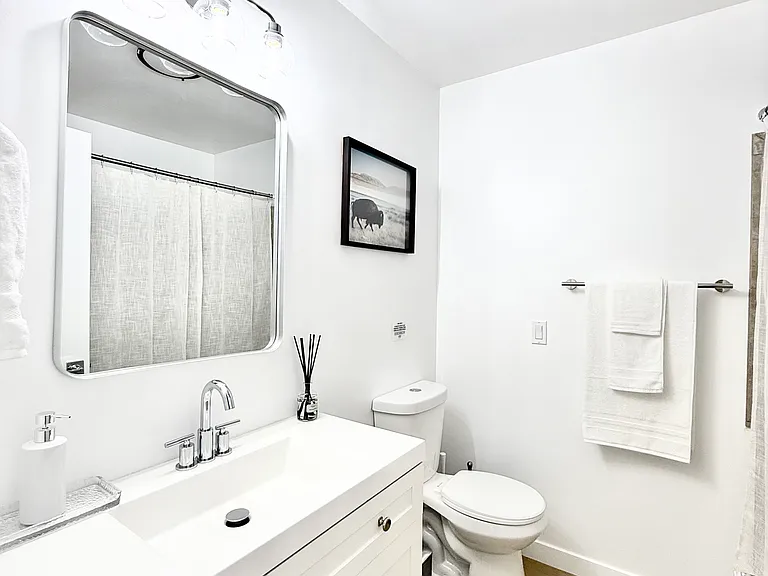7834 S Chadbourne Dr #B — Photo 16