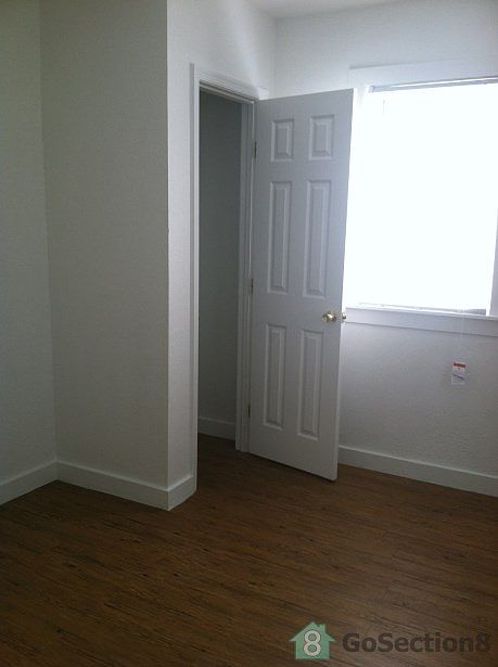 2nd image of 101 Church St #B