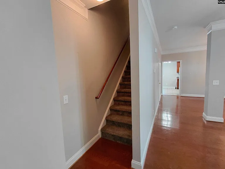 300 Hampton Forest Dr — Photo 16