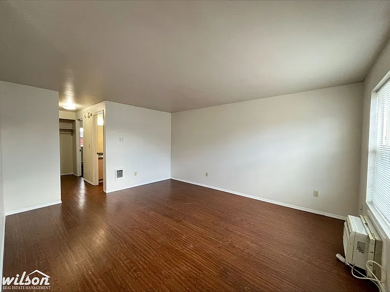 1318 Fairbanks Ave — Photo 16