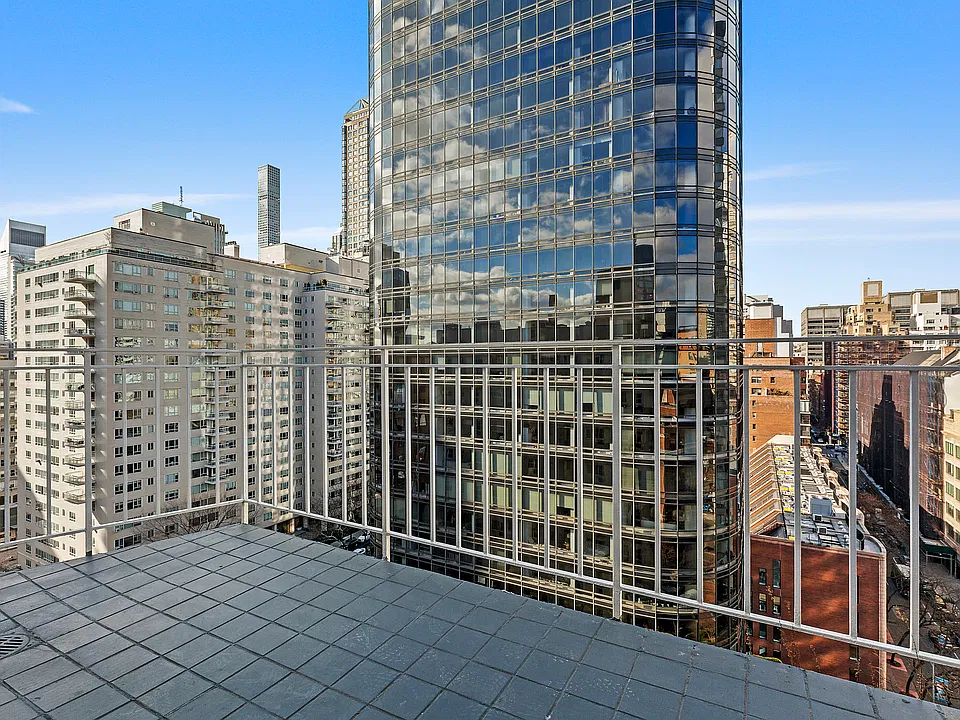 301 E 66th St #16H