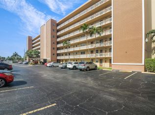420 NE 12th Ave APT 605, Hallandale Beach, FL 33009