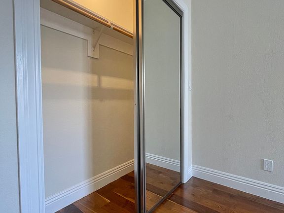 4th image of 2165 Larkin St #205