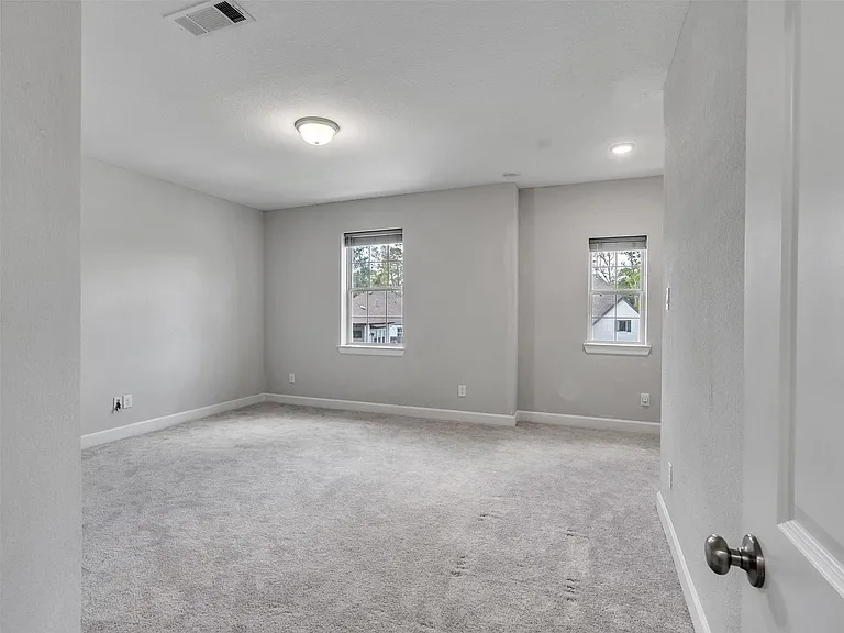 32212 Highwood Green Ln — Photo 33