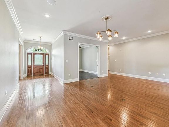 5th image of 212 Cedar Grove Ln