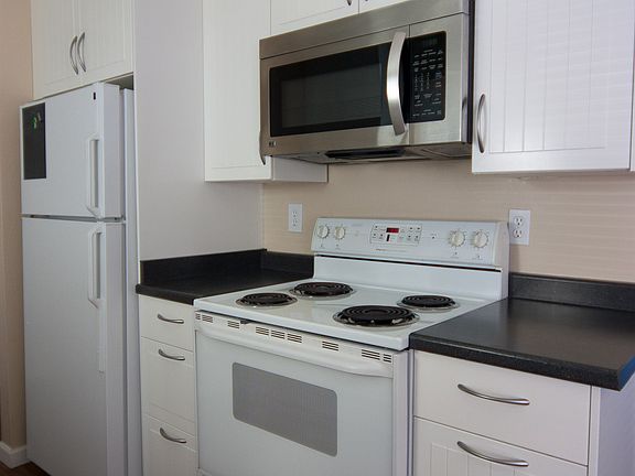 Dishwasher, range, frig