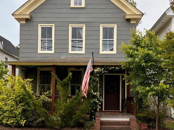 611 Randolph Ave, Cape Charles, VA 23310