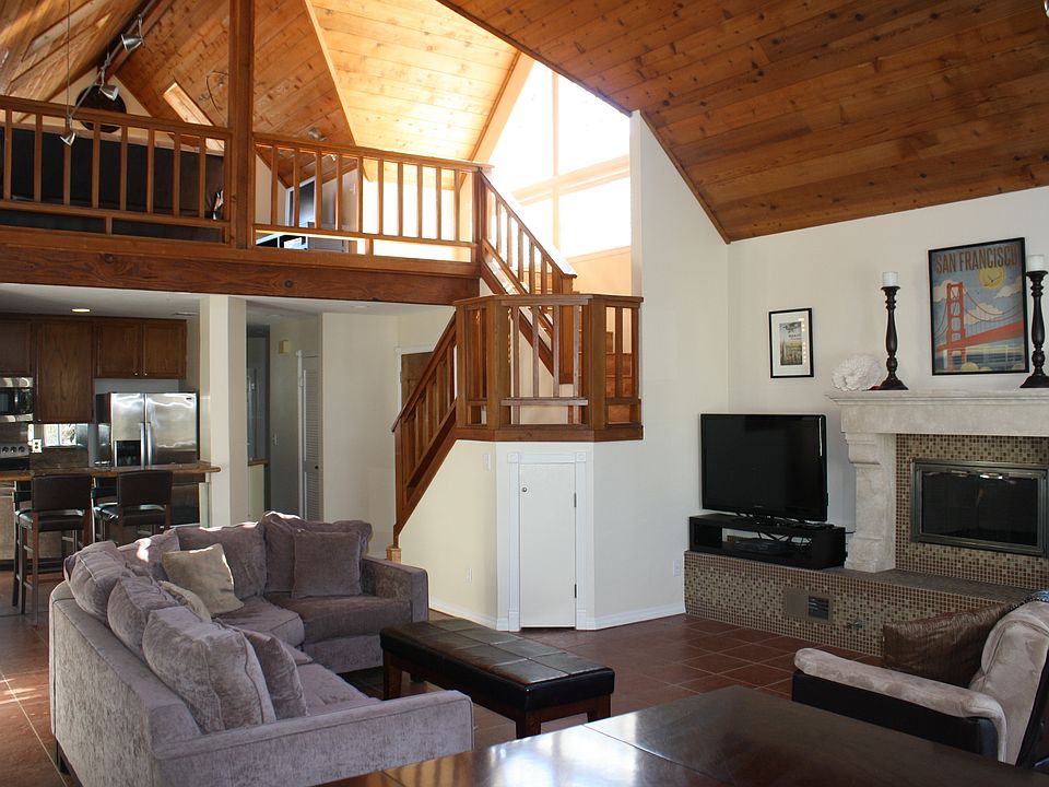 1st image of 811 Nantasket Ct APT B