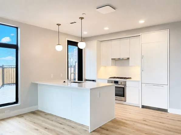 191 Washington St #301, Boston, MA 02135