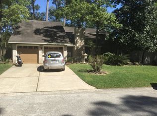 11 S Brook Pebble Ct, Spring, TX 77380