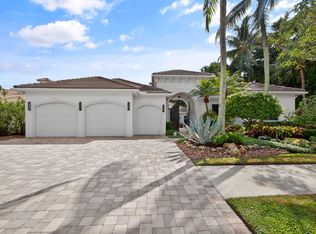 101 Pembroke Dr, Palm Beach Gardens, FL 33418