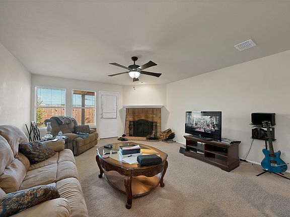 5th image of 112 Blackforest Rd