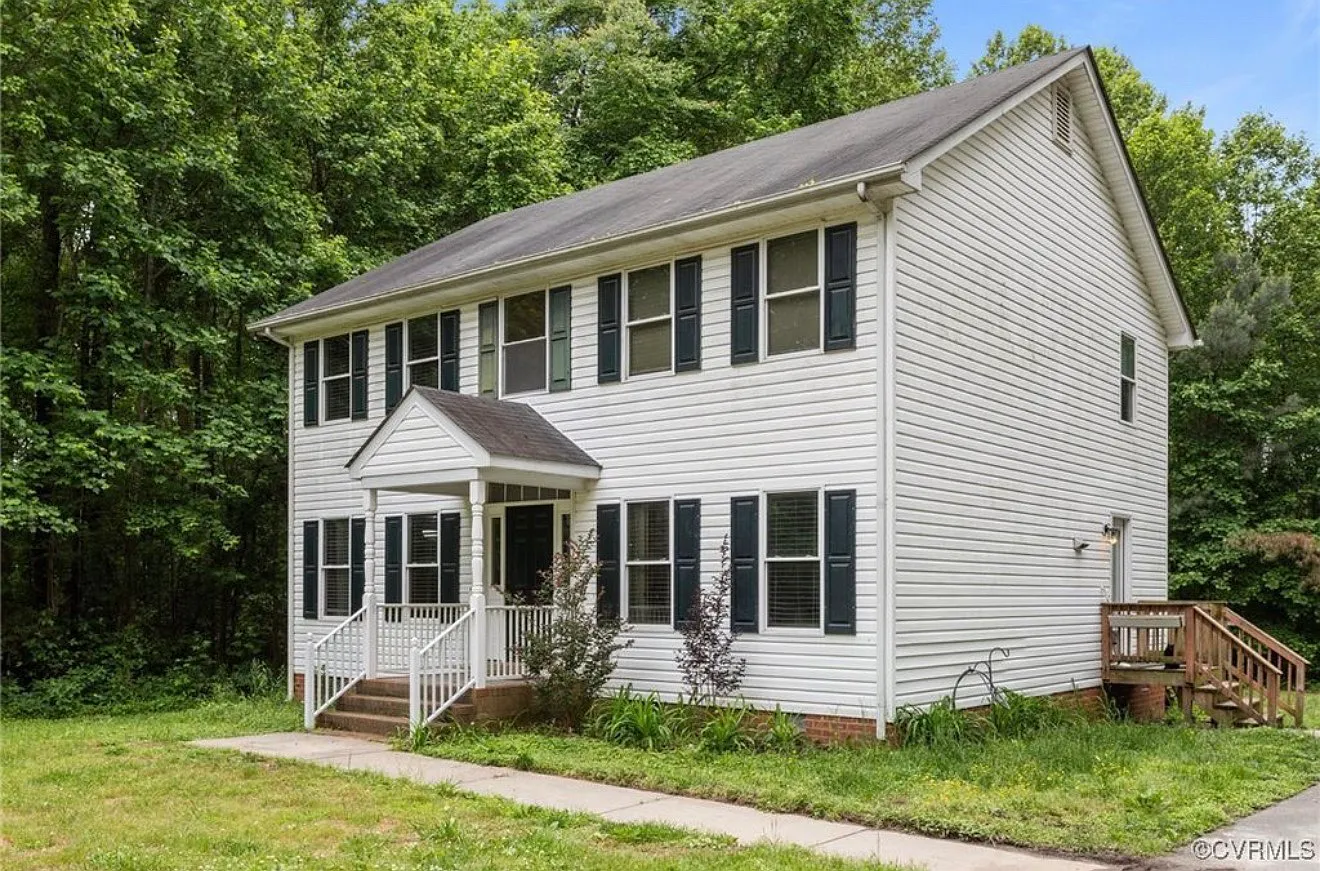 5 bed, 2056 sqft, $3,800 — Photo 3