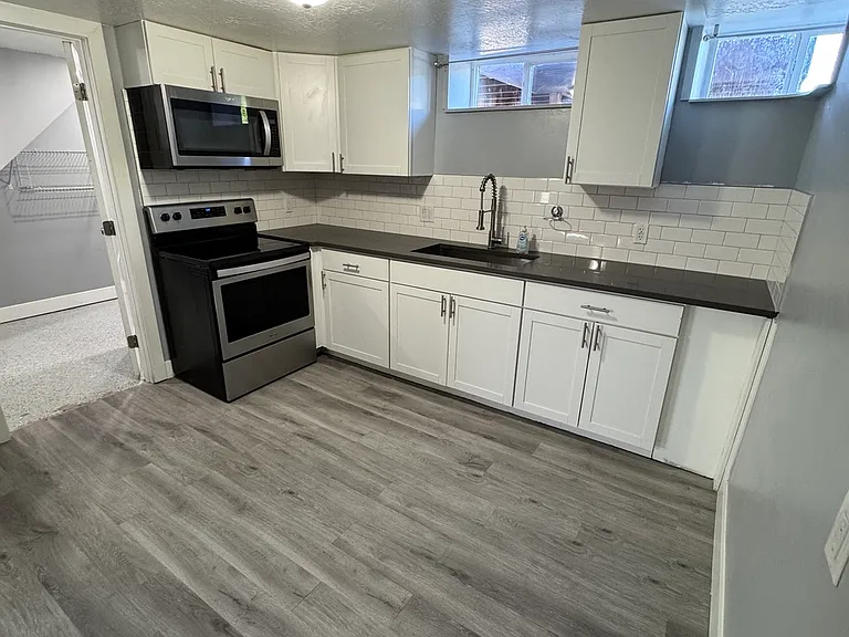 4206 W Annapolis Dr — Photo 11