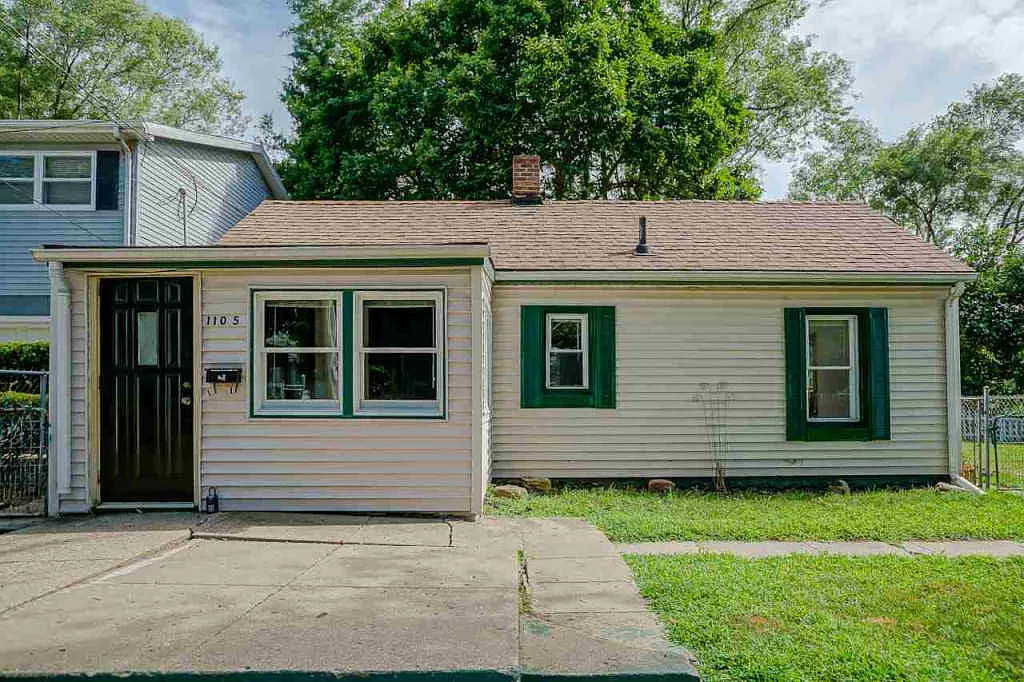 1105 Ann Eliza St photo 1