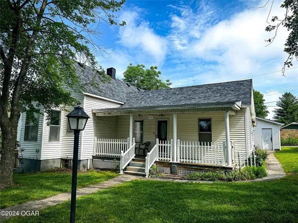 207 E Newton St, Granby, MO 64844
