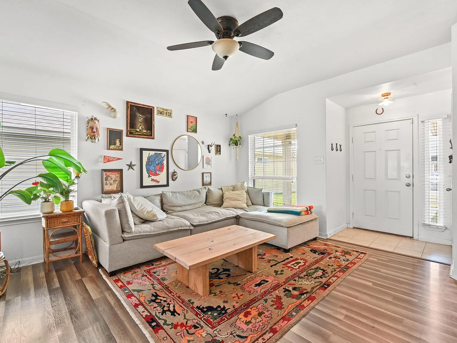 3 bed, 2.0 bath, 1179 sqft, $1,850 — Photo 4