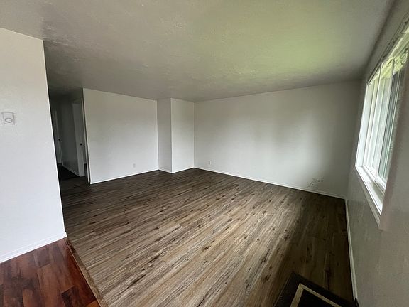 2nd image of 6717 Aster St