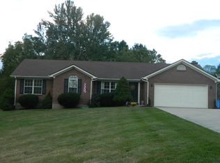 650 Cherry Trace Dr, Richmond, KY 40475