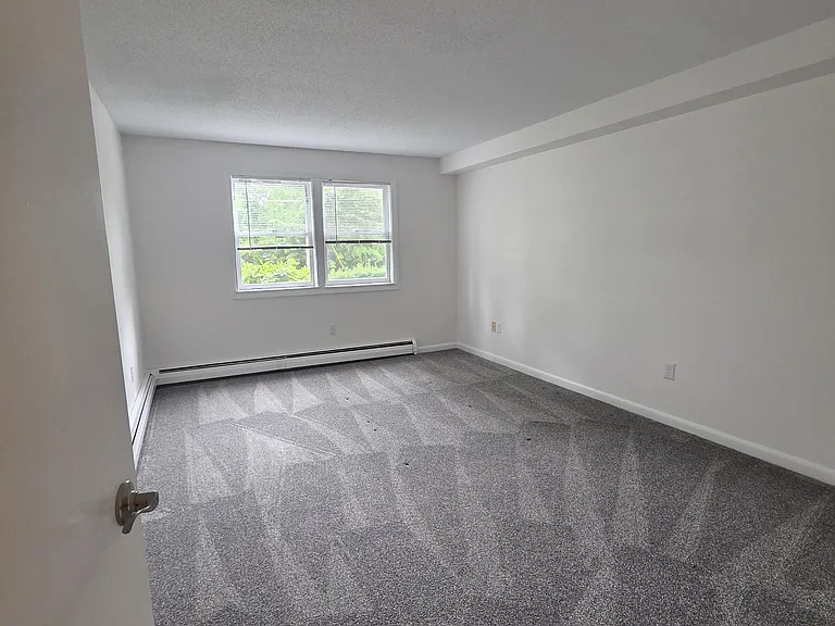 22 Ponemah Hill Rd #9 — Photo 6
