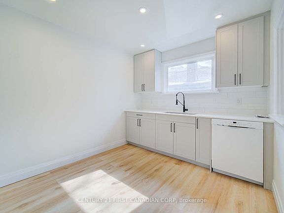3rd image of 581 Talbot St #3