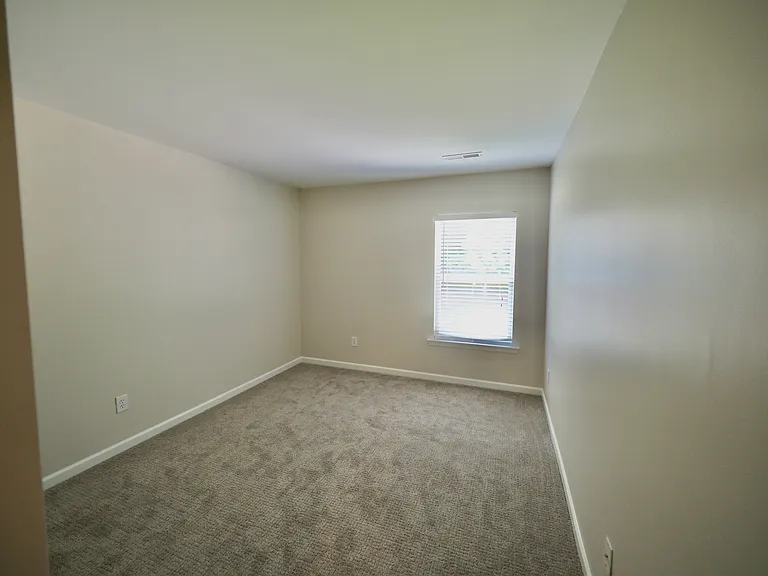 27 Border Ave — Photo 25