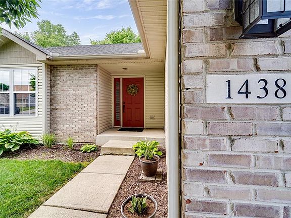 3rd image of 1438 Michael Dr