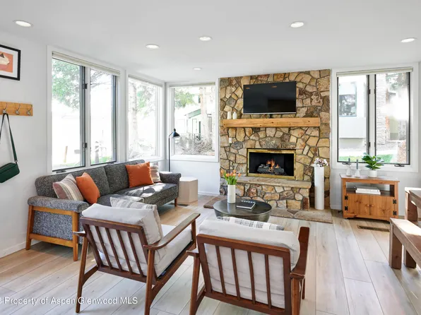 135 Carriage Way #20, Snowmass Village, CO 81615