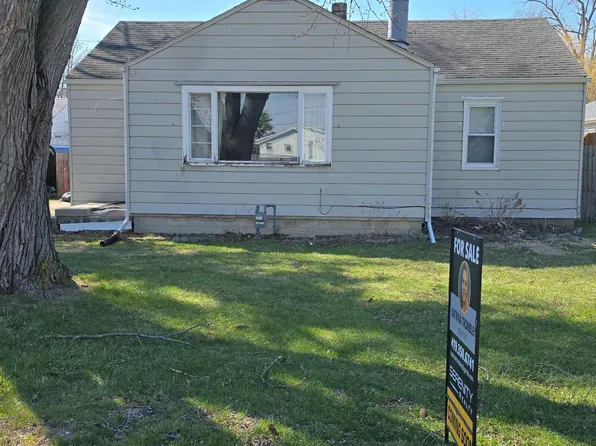 29471 Harriet St, Millbury, OH 43447