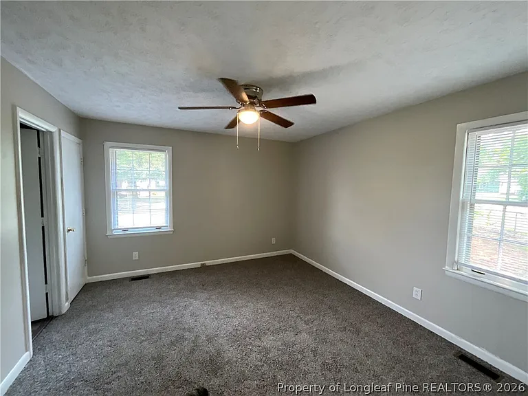 1365 Greenock Ave — Photo 17
