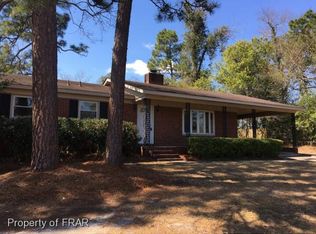 1306 Devonshire Dr, Fayetteville, NC 28304