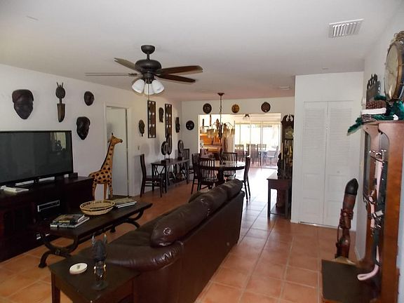 3rd image of 2282 SE Aneci St
