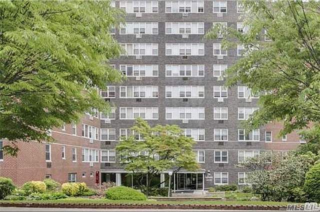 1st image of 16420 Highland Ave APT 8R