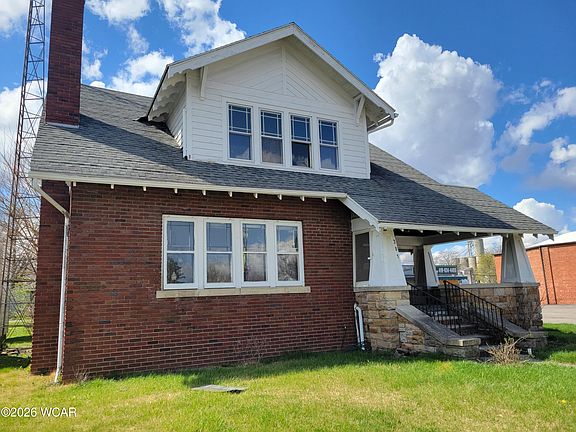 2nd image of 301 S Main St