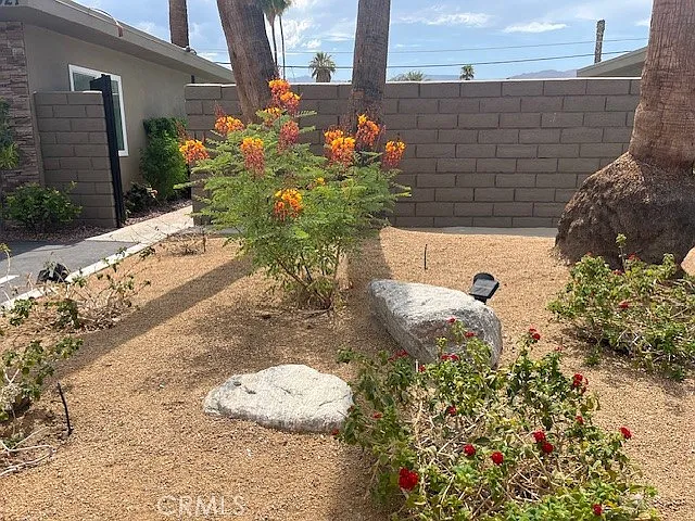 45521 Sunset Ln #6 — Photo 12