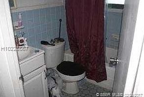 2nd image of 1409 W 33rd St