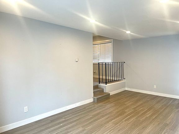 5th image of 500 N Clementine St #5