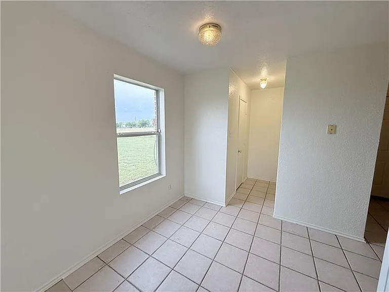 1210 Industrial Blvd #A — Photo 6