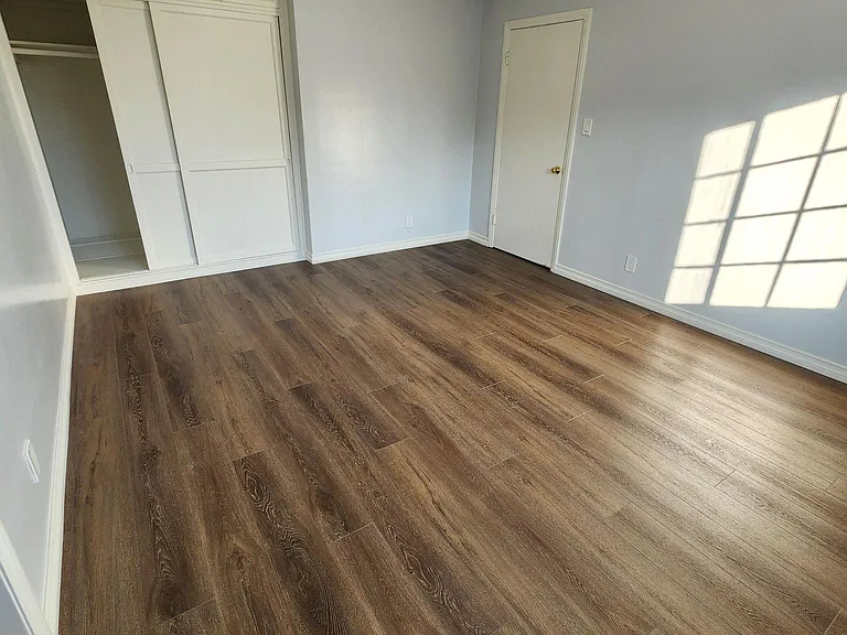 2009 Argyle Ave #8 — Photo 21