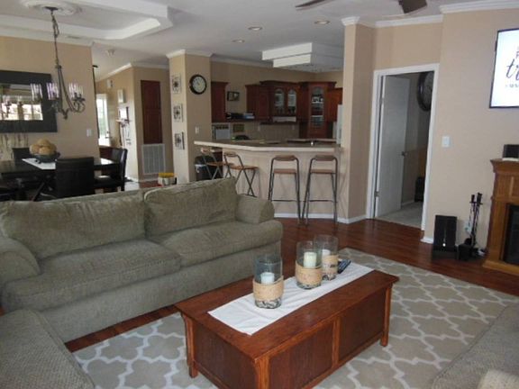 2nd image of 1620 Crane Creek Cv