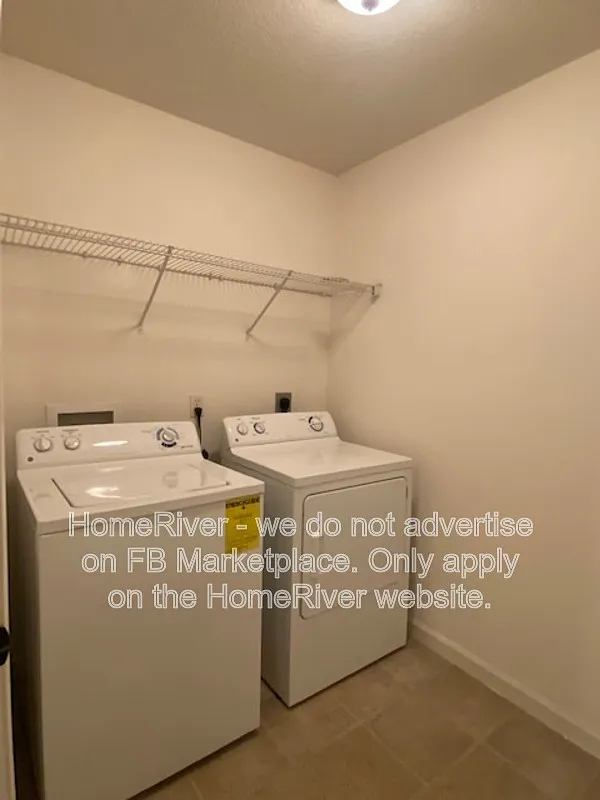 3 bed, 2.0 bath, 1583 sqft, $1,890 — Photo 4