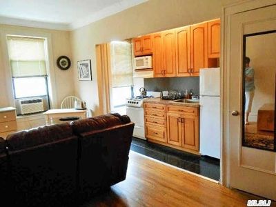 12 Hempstead Ave APT 2E, Rockville Centre, NY, 11570