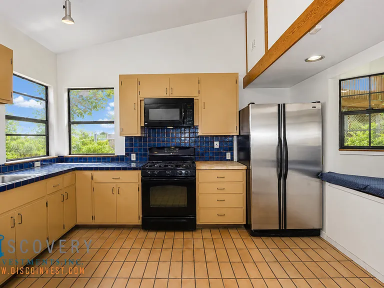5635 Merriewood Dr — Photo 10