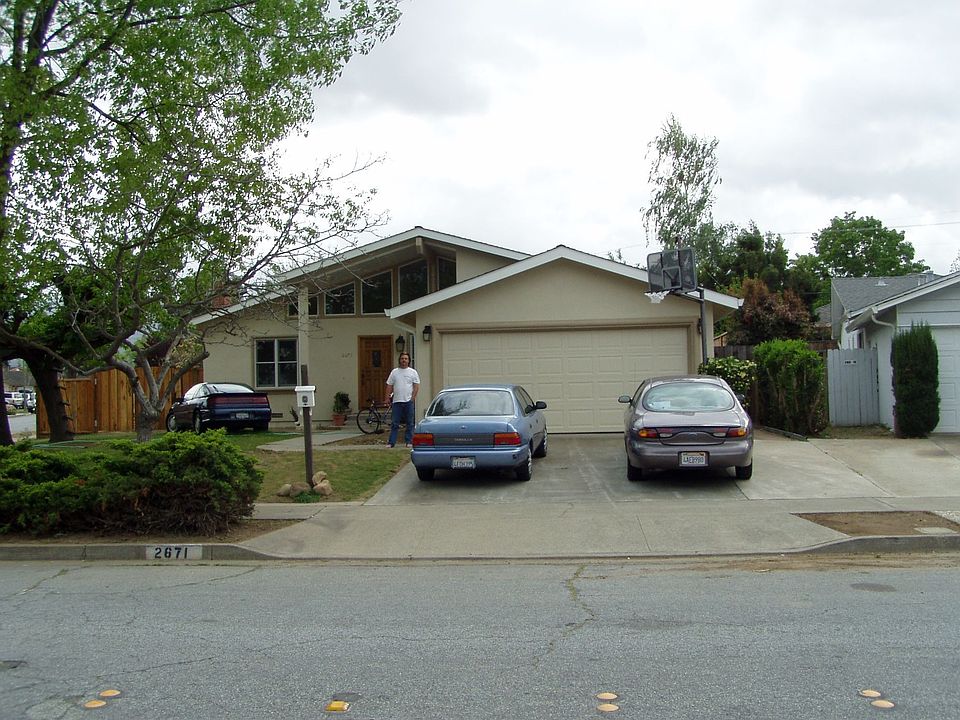 1st image of 2671 La Salle Way