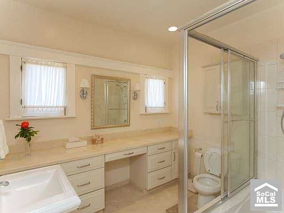 Luxurious Bathroom