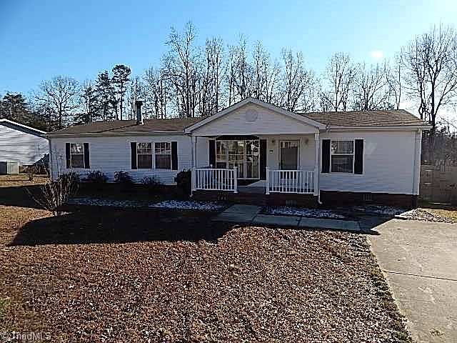 1st image of 5511 Bridgeview Dr