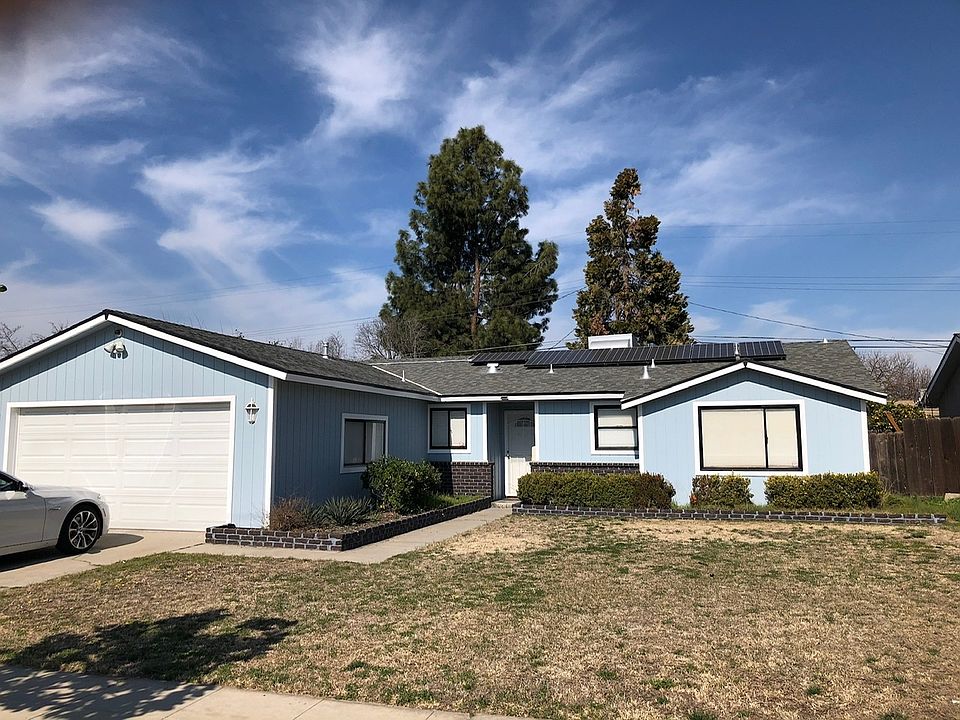 2nd image of 3835 E Richert Ave