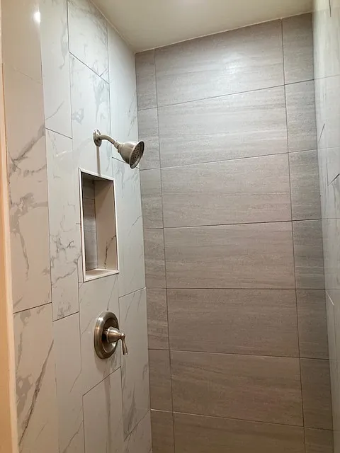 1 bed, 450 sqft, $1,875 — Photo 4